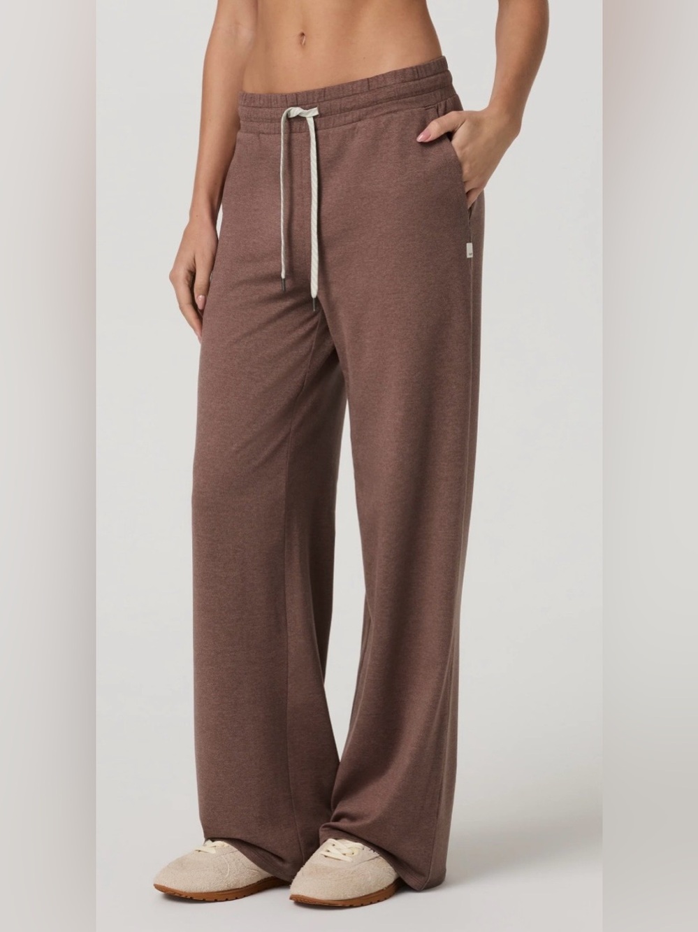 Vuori NWOT Halo Essential Wide Leg Relaxed Lounge Pants in Heathered Brown plum